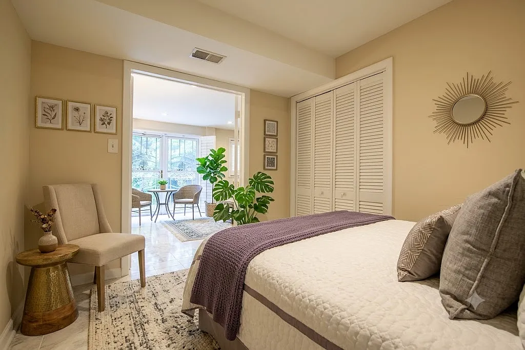 1 bed, 1128 sqft, $2,200 — Photo 2