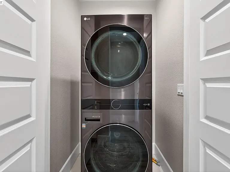 5425 Melissa Ln — Photo 6