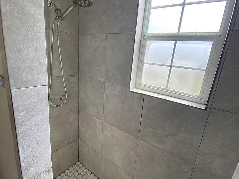 615 Parkview Ave #1 — Photo 6