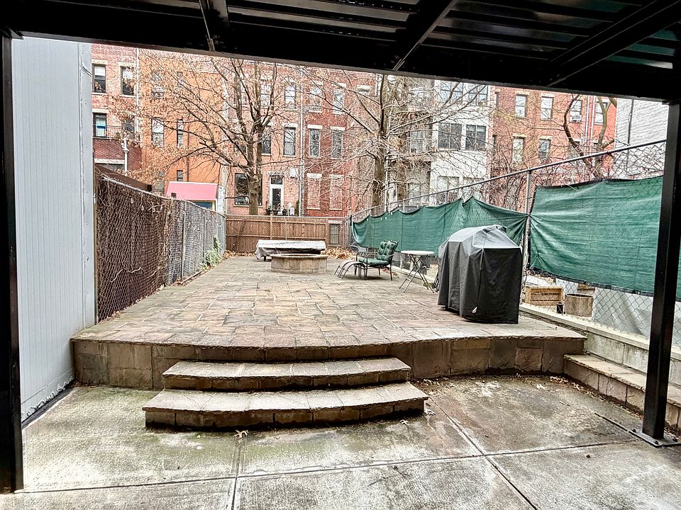 1st image of 124 W 123rd St