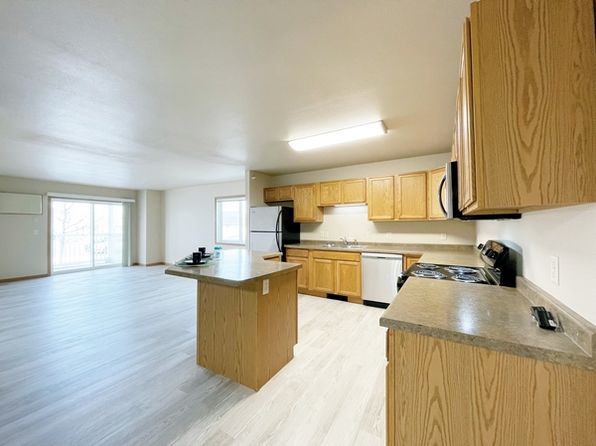 Elk Pointe Apartments | 2700 20th Ave SW, Minot, ND