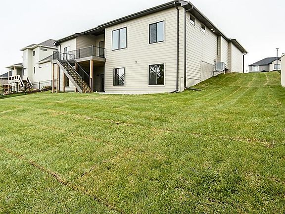 4th image of 7555 S 64th St #Veyifc