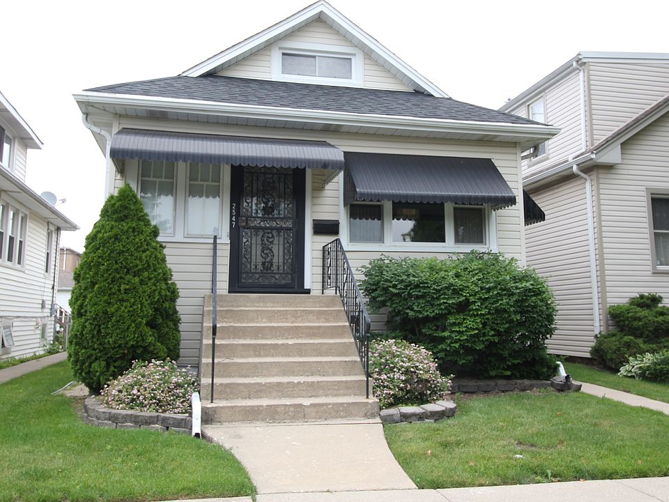 1st image of 2547 N 73rd Ave