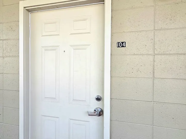 101 N Mission St — Photo 16