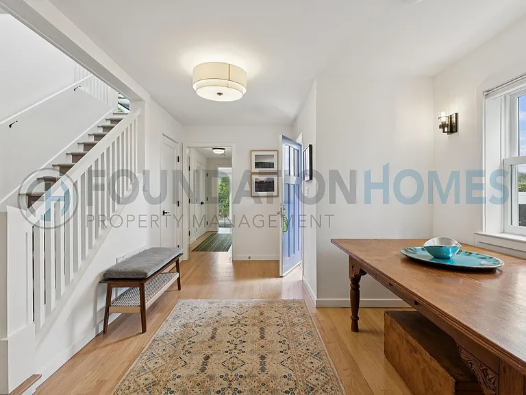 4 Loring Ave — Photo 11