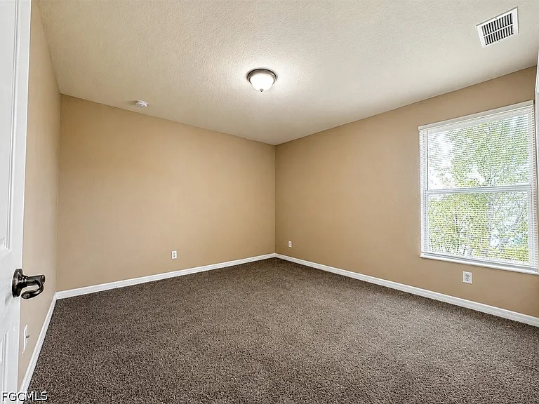 3304 Skyline Blvd #201 — Photo 13
