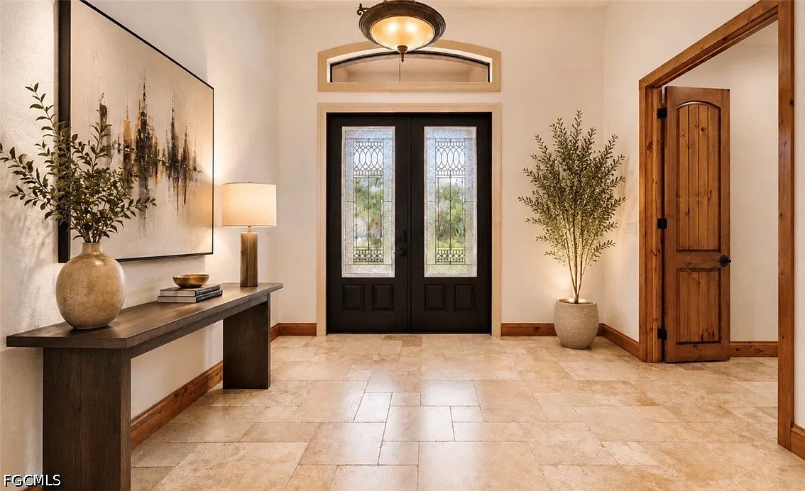 4 bed, 2.0 bath, 2192 sqft, $3,000 — Photo 3