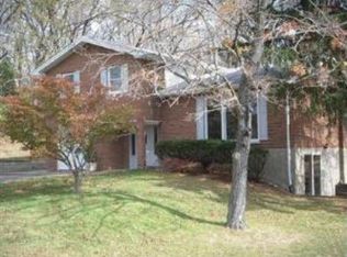 5396 Race Rd, Cincinnati, OH 45247