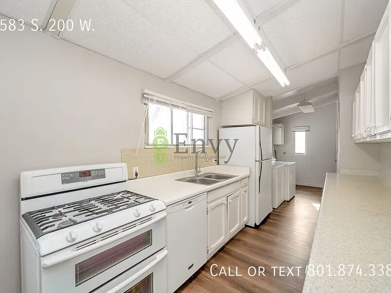 2583 S 200 W — Photo 6