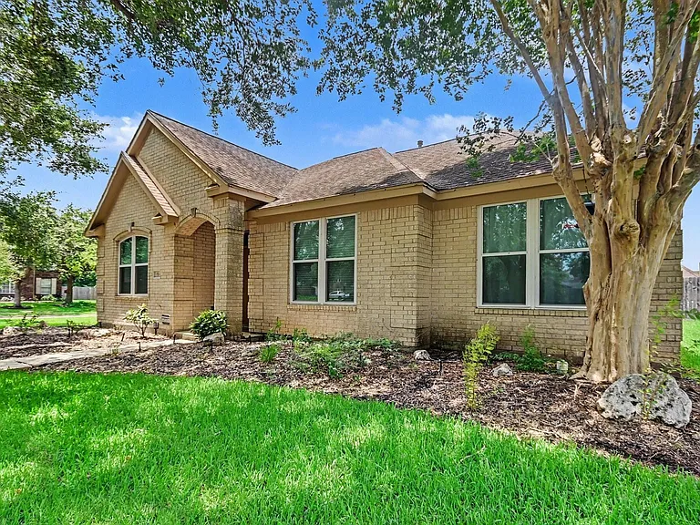 51 Cranberry Ct — Photo 23