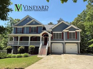 102 Oak Ridge Trl SE, White, GA 30184