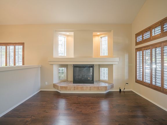 5th image of 12505 W Sierra St