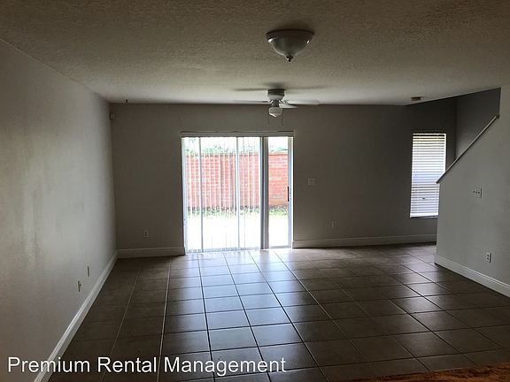 4th image of 305 Amaryllis Way