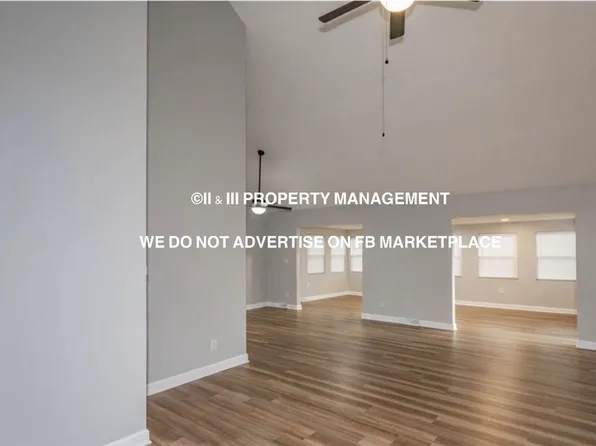127 Nelson Cir, Olathe, KS 66061