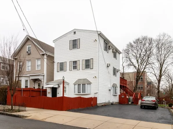 41 Webster Ave, Chelsea, MA 02150