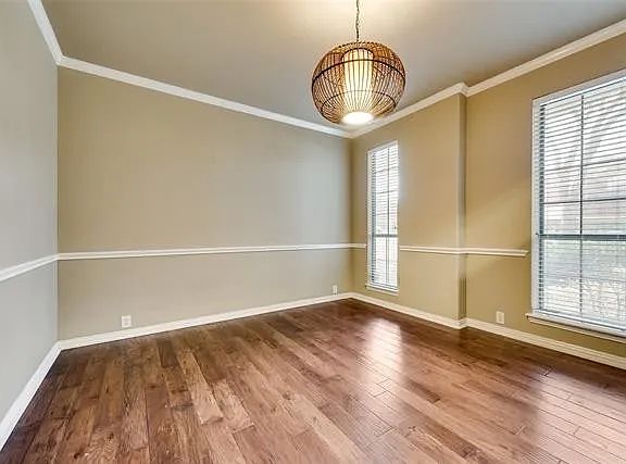 3rd image of 11068 Coralberry Dr