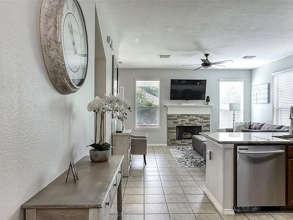 2nd image of 9214 Bonnet Creek Dr