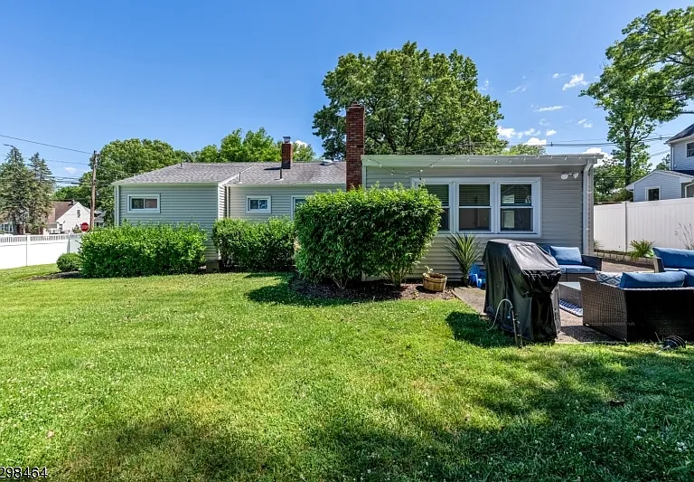 862 Manhattan Ave — Photo 30