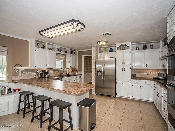 3rd image of 3621 Montague Dr