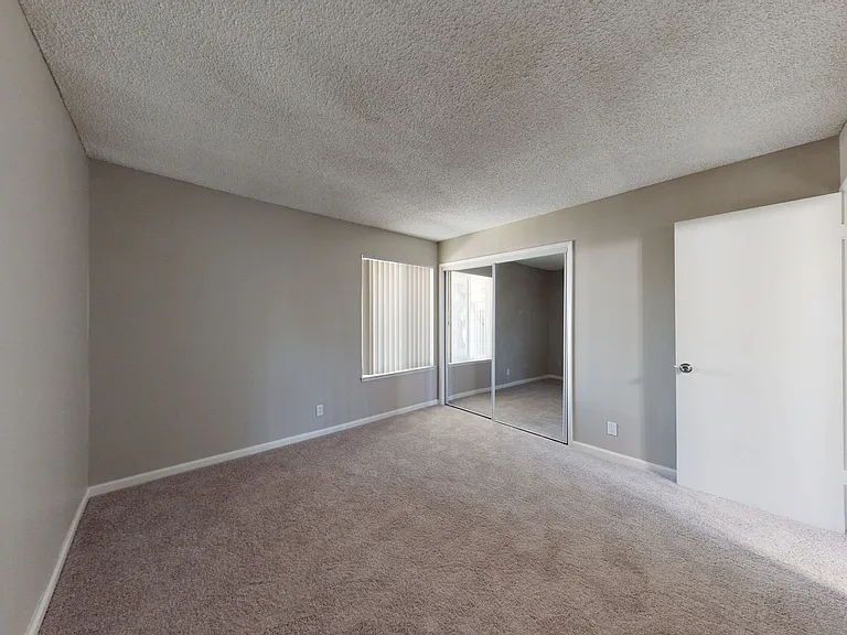 Hidden Glen Apartments — Photo 30