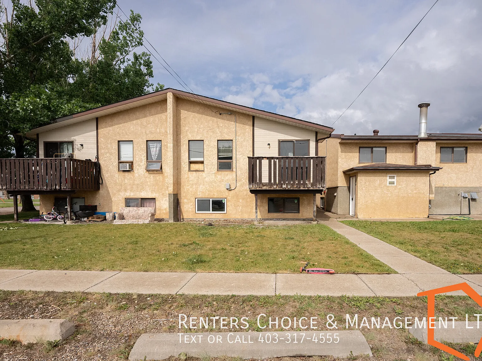 Apartment Near Downtown Taber with Assigned Parking — Photo 2