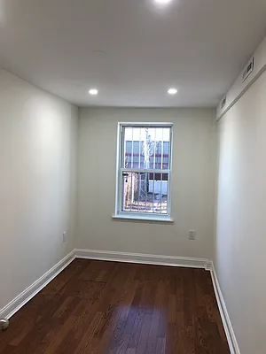 Rented by Owner | media 9