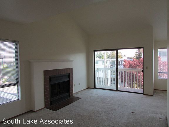 3rd image of 1552 NW 52nd St APT 4