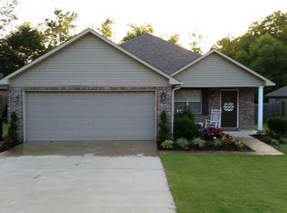 109 Saint Thomas Dr, Guntown, MS 38849