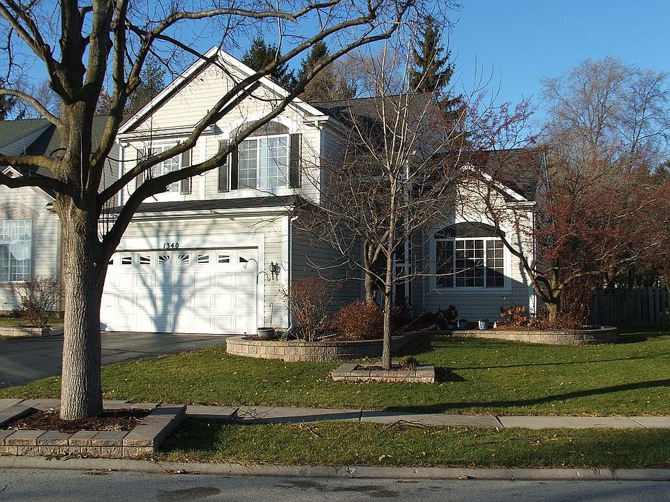 2nd image of 1340 Smoketree Ln