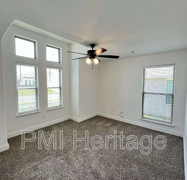 2060 Periwinkle Pl — Photo 21