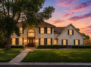 3865 N Ridge Dr, Eagan, MN 55123
