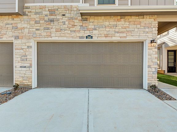 4th image of 590 Dry Fork Ln