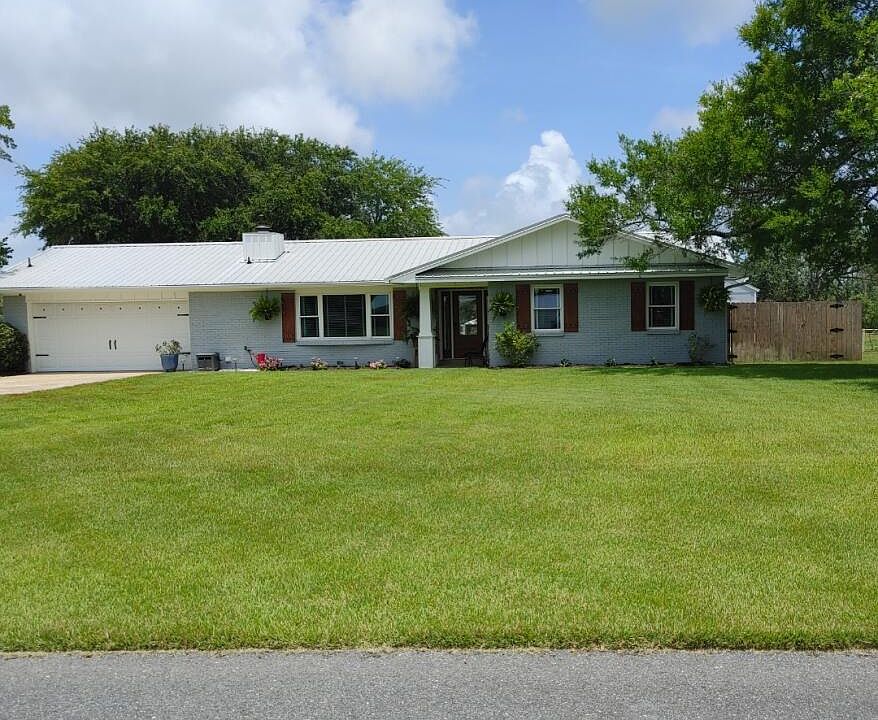 1st image of 7033 Yellow Bluff Rd