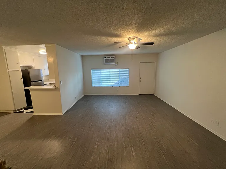 5942 Malabar St #E — Photo 6