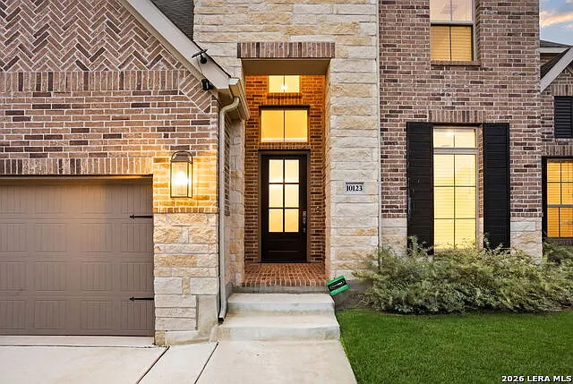 4 bed, 3.5 bath, 3565 sqft, $3,500 — Photo 4