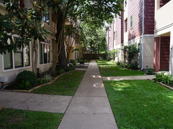 121 W 10th St, Houston, TX 77008
