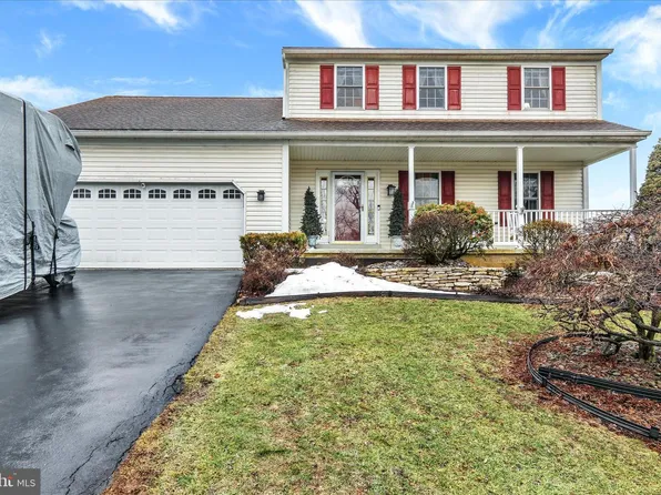 712 Pearl St, Birdsboro, PA 19508