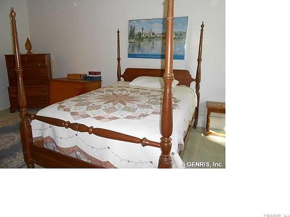 5th image of 125 Grove Dr APT 4B