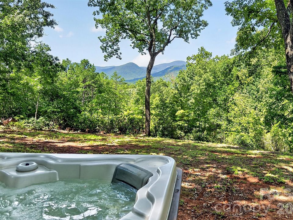 1st image of 128 Pearson Cir
