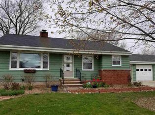 2230 Early St, Green Bay, WI 54304