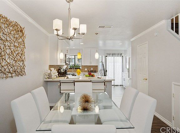 5th image of 22865 Del Valle St Unit 13