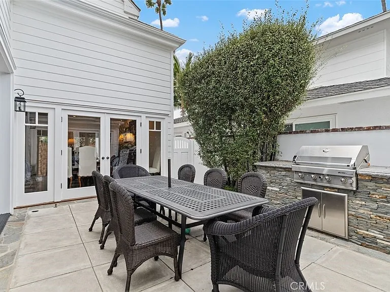 2431 Bayshore Dr — Photo 37