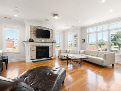 3 M St #3, Boston, MA, 02127