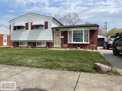 30750 Sutherland Ave, Warren, MI, 48088