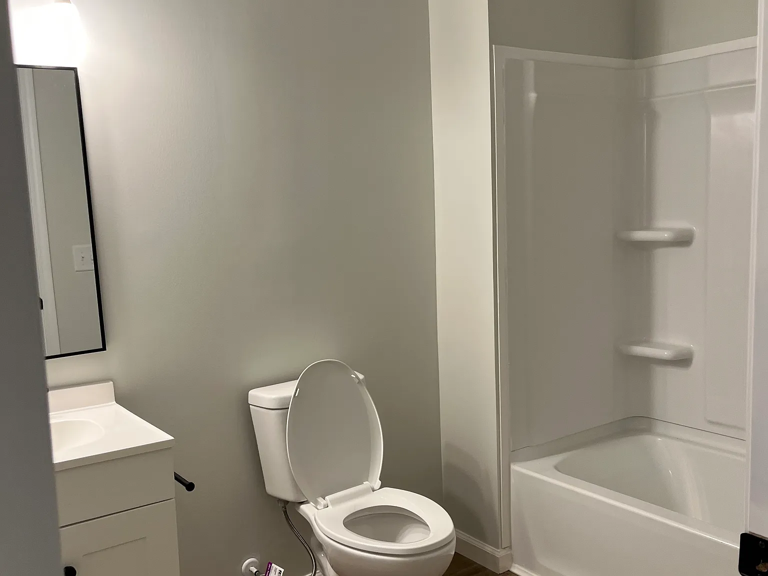 4 bed, 1310 sqft, $2,050 — Photo 4