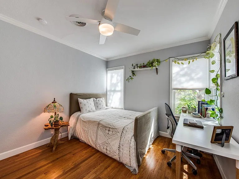 102 Wellesley Blvd — Photo 13