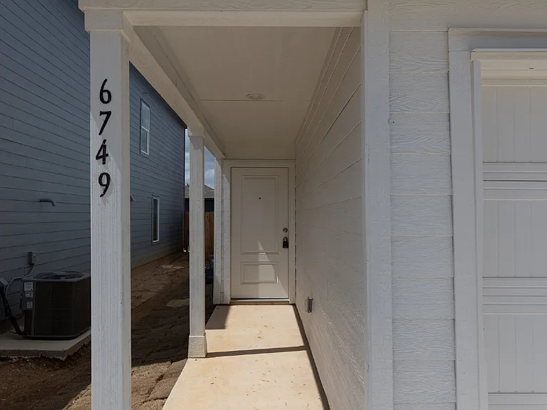 6749 Marble Rdg — Photo 4