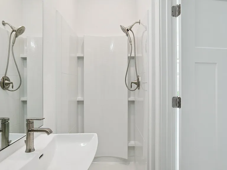 302 Tesla Cir — Photo 36