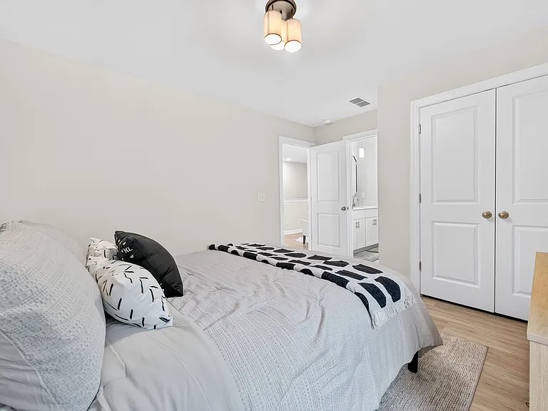 1234 Colgher St — Photo 35