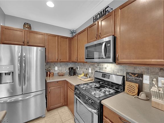 2nd image of 7475 Dobroyd Dr